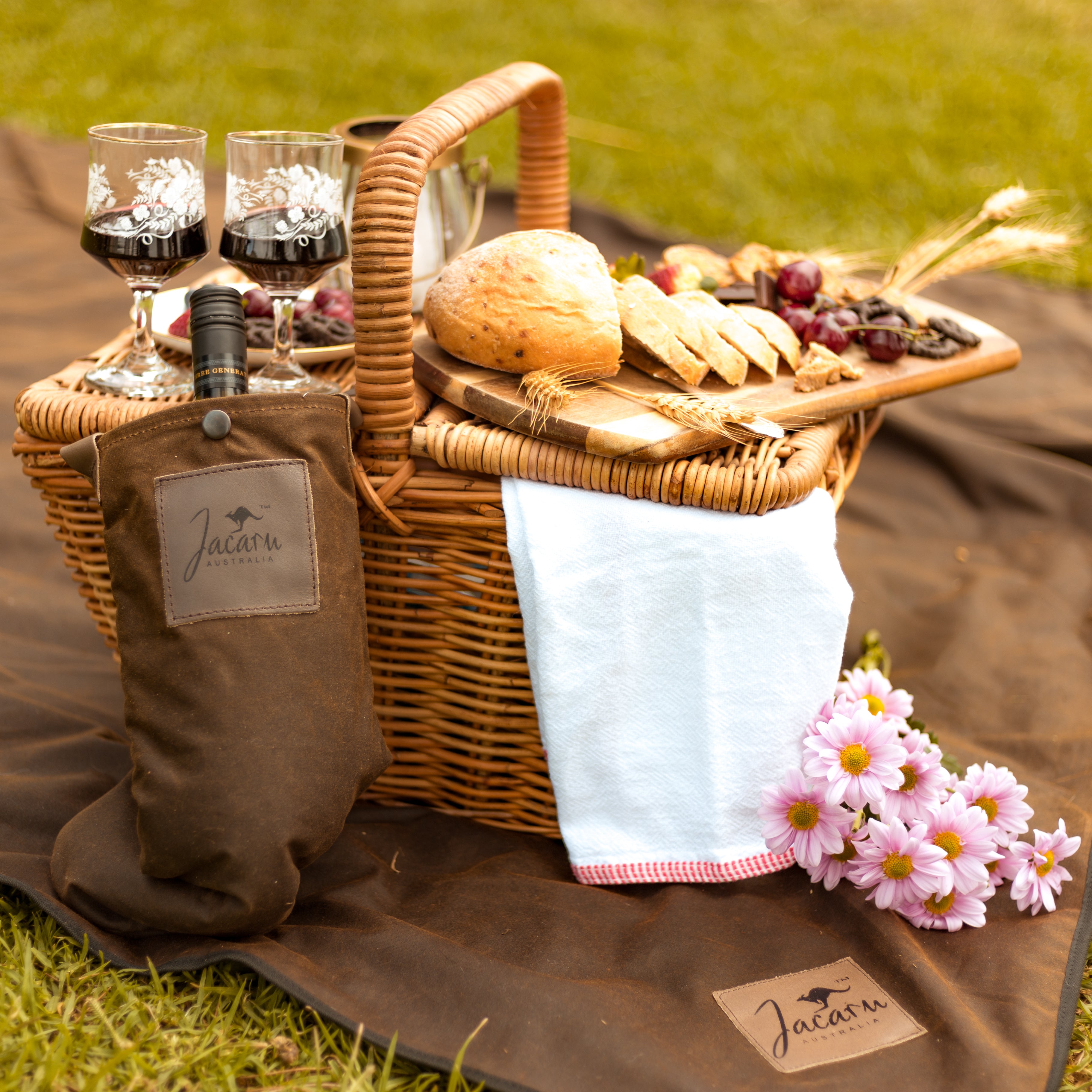 How to picnic like a pro this summer